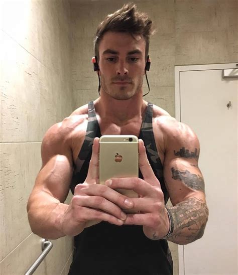 Full archive of him photos and videos from ICLOUD LEAKS 2023 Here . Leaked Vince Sant pictures in high quality. Vince Sant is one of the more underrated dudes out there, not many people know about him, but, hey, this guy is pretty fucking hot, as you can clearly see.